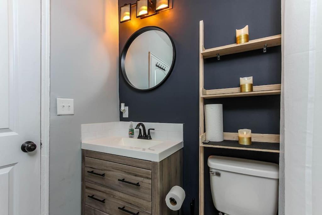 West End Bungalow Perfect To Work, Play, & Escape Atlanta Exterior photo